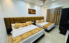 Yuvraj Residency - 1 Minute Walking From Golden Temple